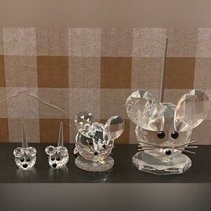 SWAROVSKI Mouse Lot Crystal Figurines, Set Of 4. Does not come w/box or COA